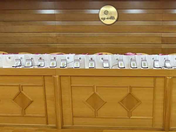 ΑΠΟΝΟΜΗ ΕΠΕΤΕΙΑΚΩΝ ΠΛΑΚΕΤΩΝ 100 ΧΡΟΝΙΑ ΣΚΩΘ